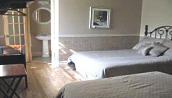 Auberge Les Deux Tours Saguenay Room photo